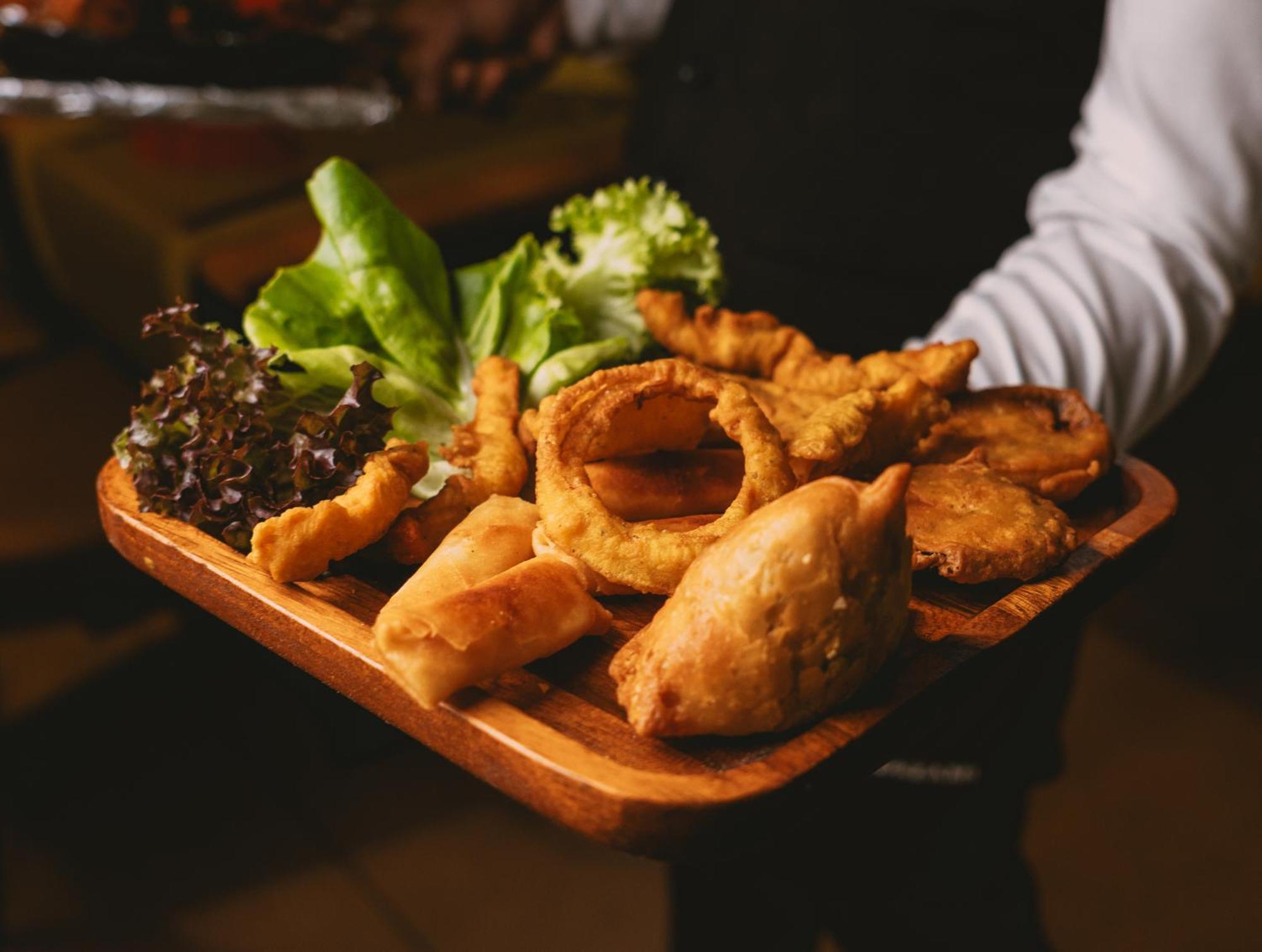Hotel Restaurant Taverna Eching  Bagian luar foto