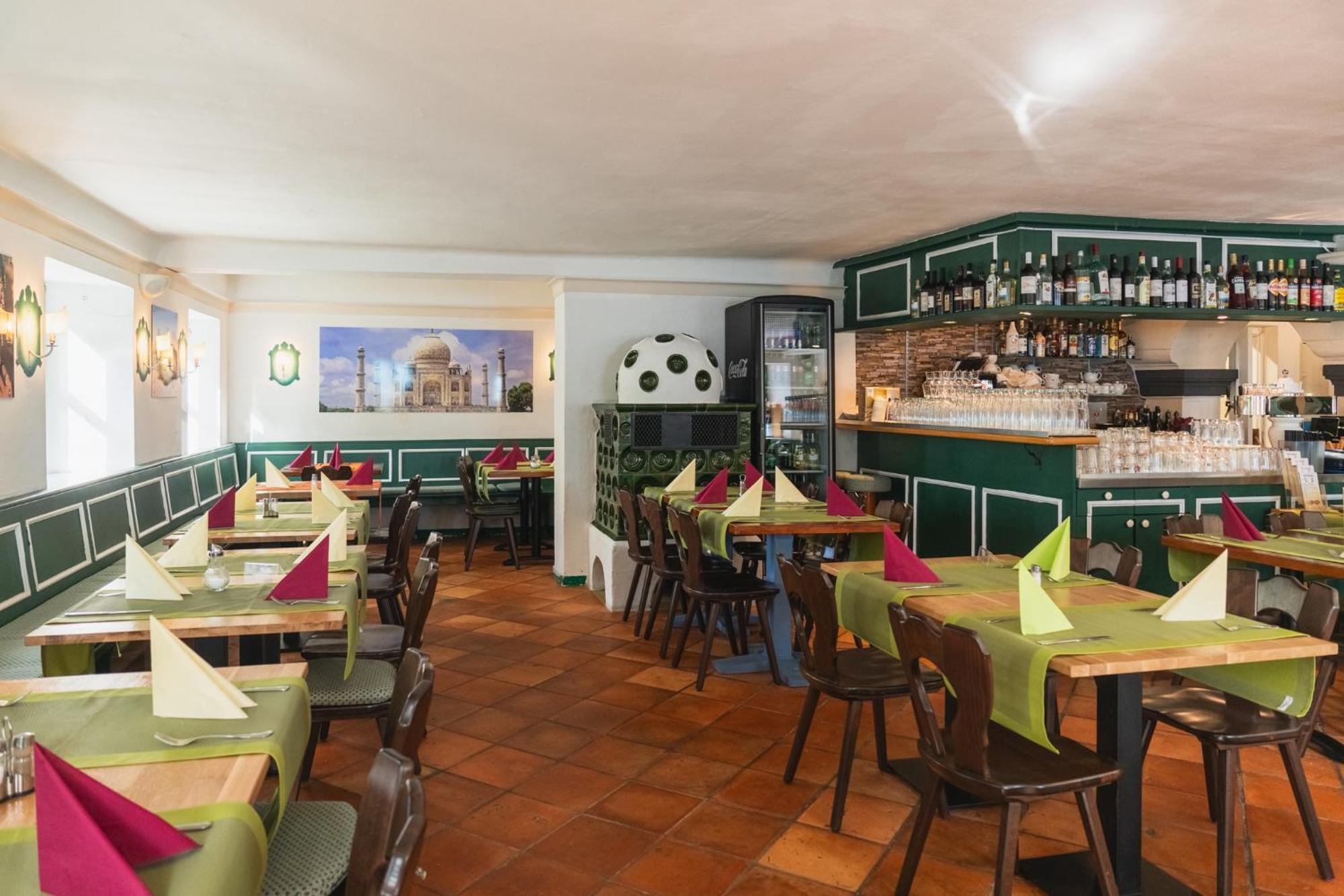 Hotel Restaurant Taverna Eching  Bagian luar foto